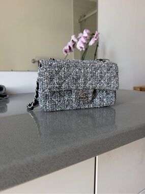 CHANEL Tweed Chain Crossbody Bag - Gray